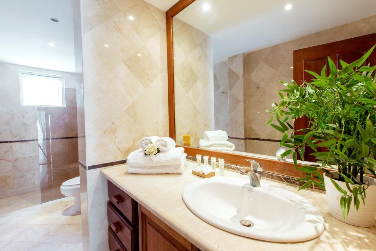 Aventura Village Los Corales Beach And Spa Punta Cana Luaran gambar